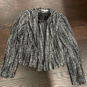 CAbi tweed zip 3/4 blazer with pockets, size 8